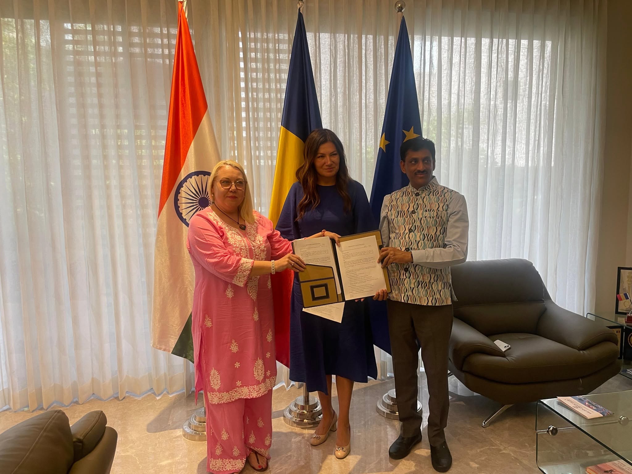 RomInd Welfare Council signs MoU with The Diplomatic Club